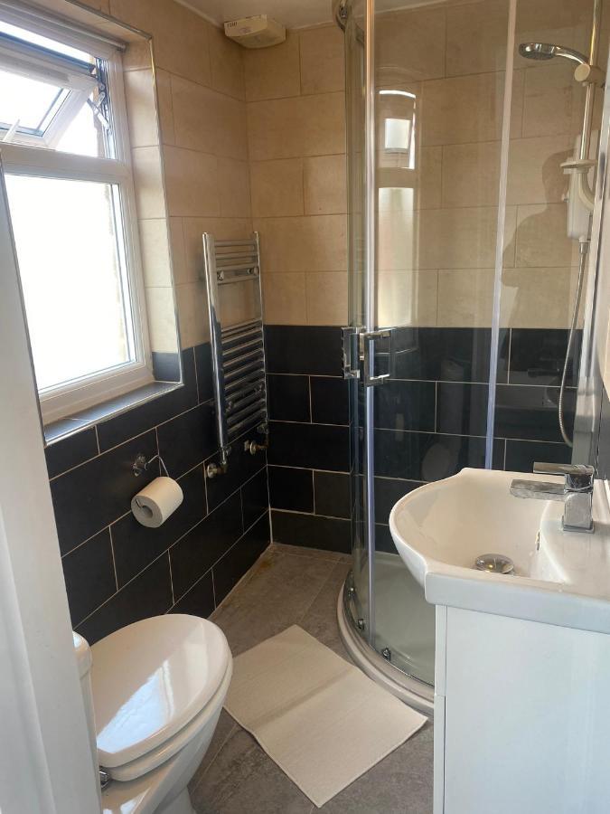 شقة Cosy House In Newham لندن المظهر الخارجي الصورة