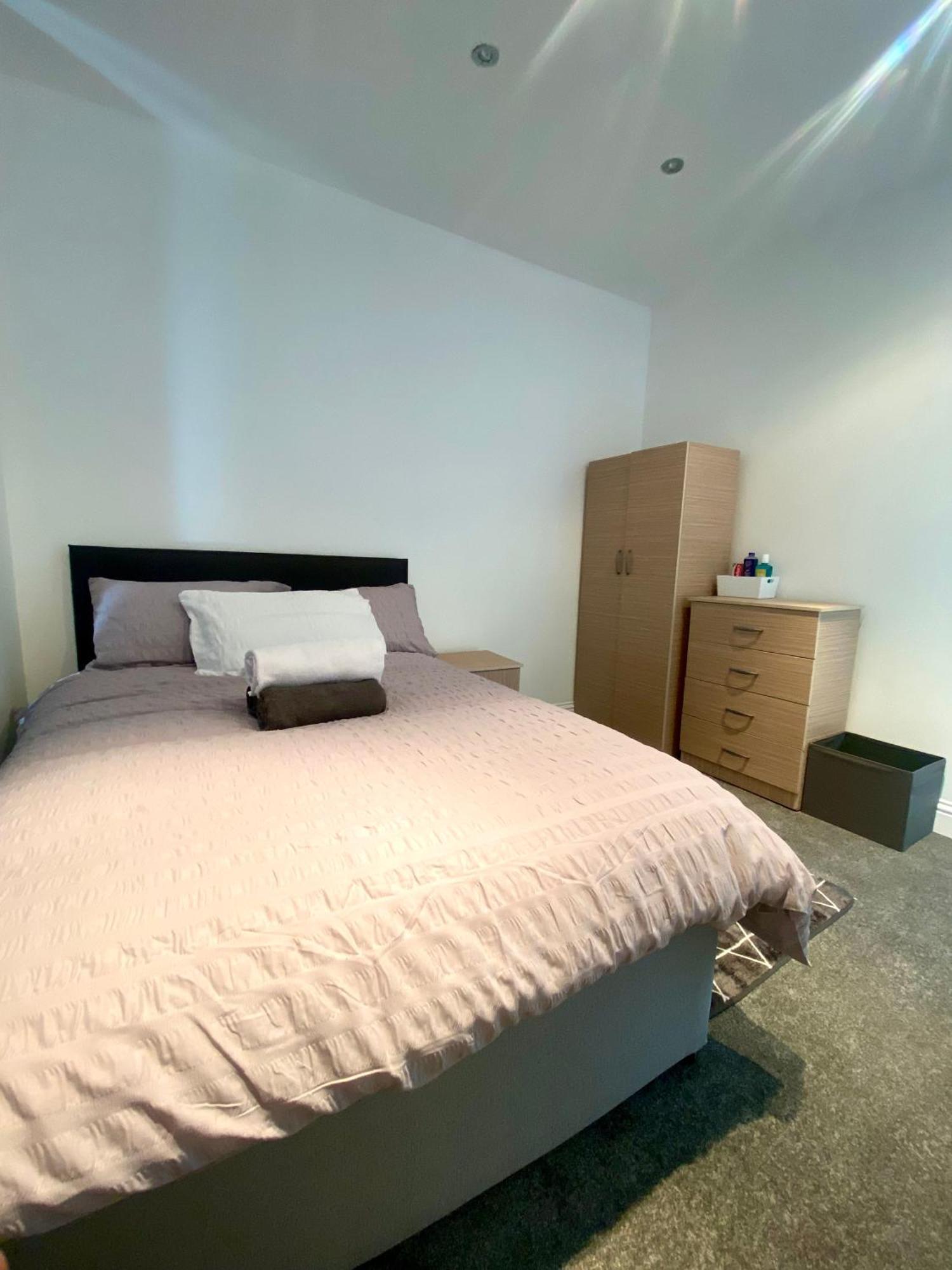 شقة Cosy House In Newham لندن المظهر الخارجي الصورة