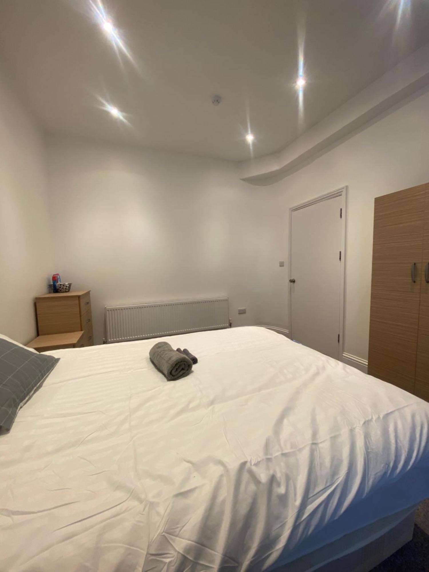 شقة Cosy House In Newham لندن المظهر الخارجي الصورة